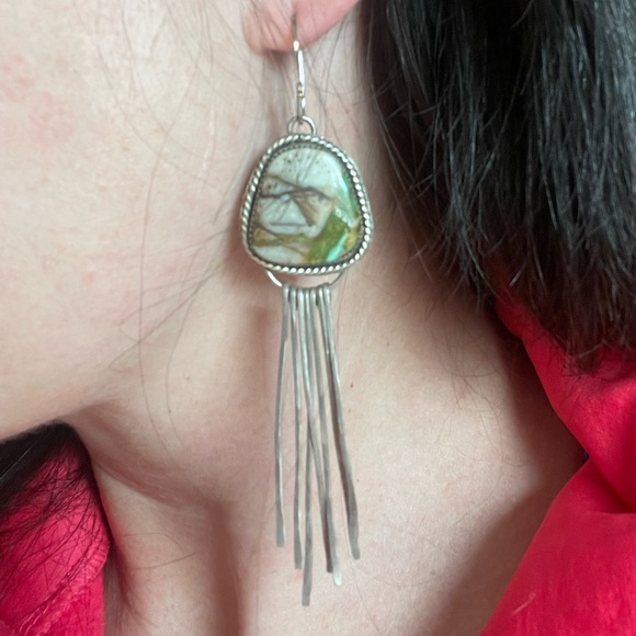 Royston Ribbon Turquoise Sterling earrings - Picture 6 of 6